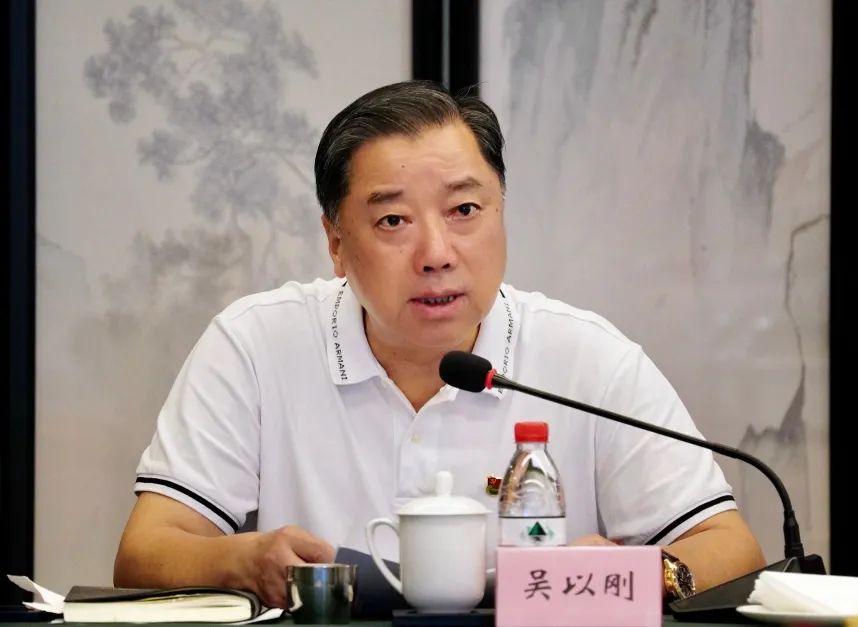 聚力發(fā)展踐使命 攻堅突破顯擔當| 寧興控股黨委召開黨員干部七一座談會