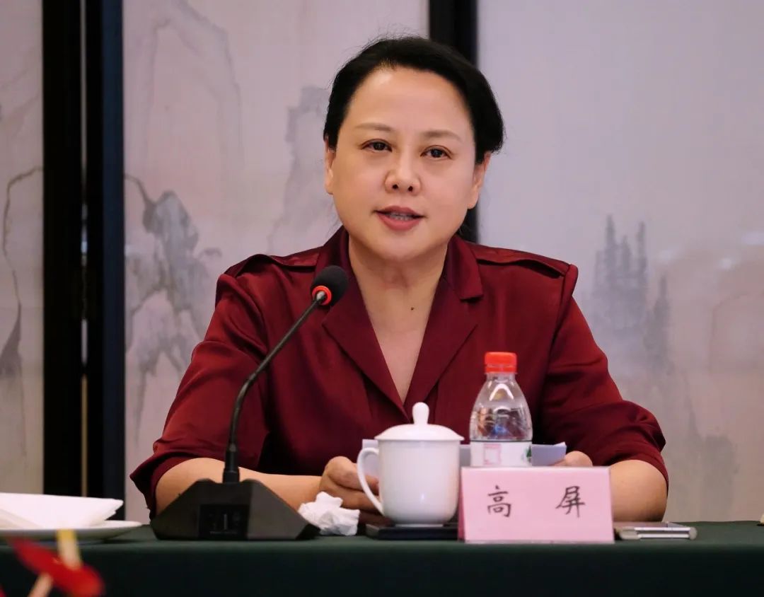 聚力發(fā)展踐使命 攻堅突破顯擔當| 寧興控股黨委召開黨員干部七一座談會